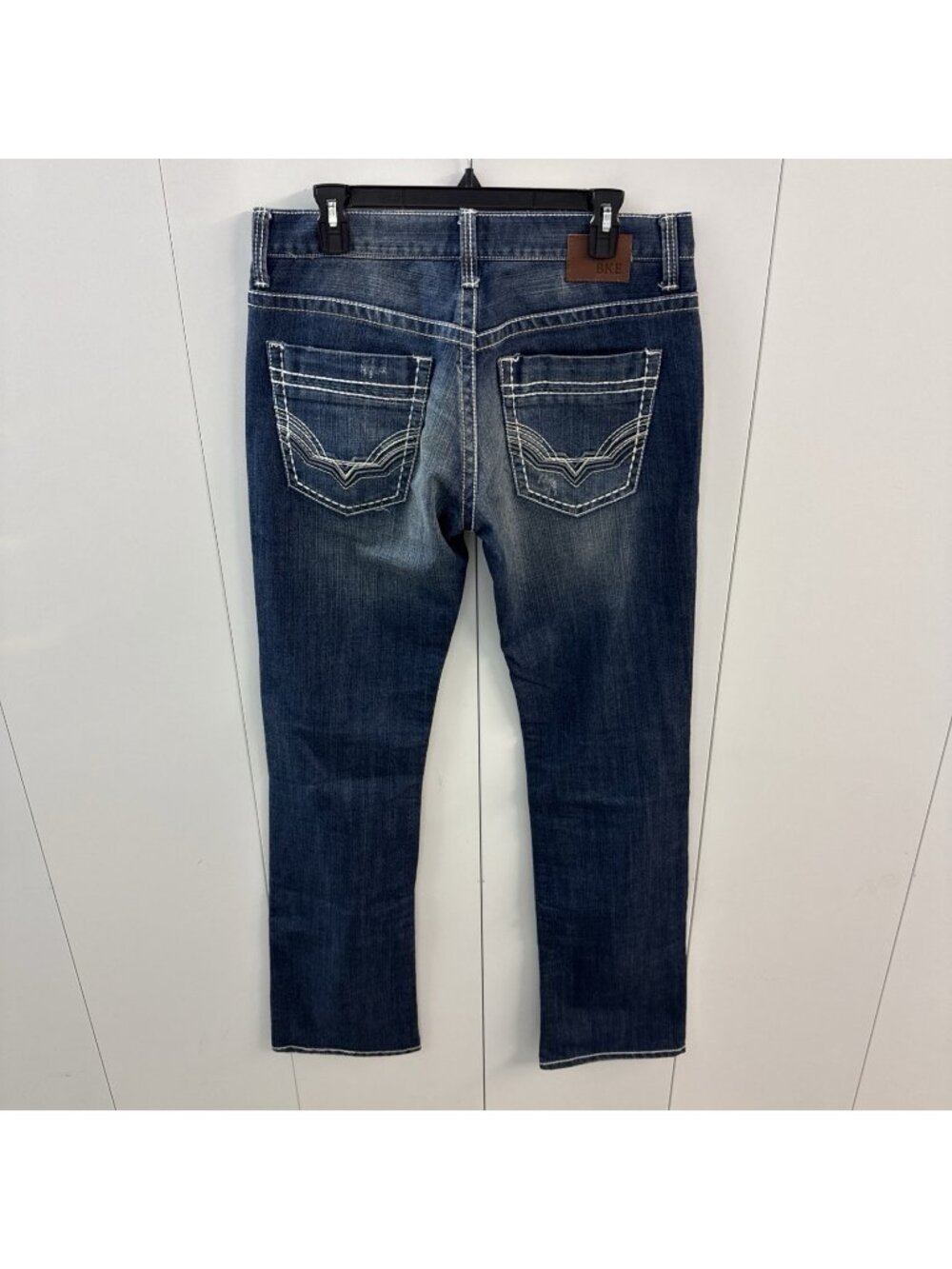 BKE Buckle Carter Jeans Mens 32XL Blue Boot Cut Premium Whiskered Stretch Denim